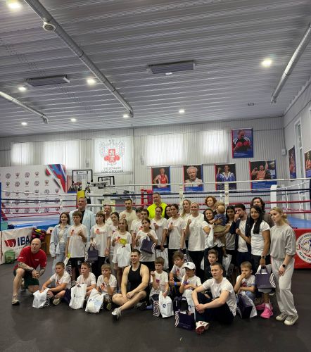 Наша команда в Центре прогресса бокса